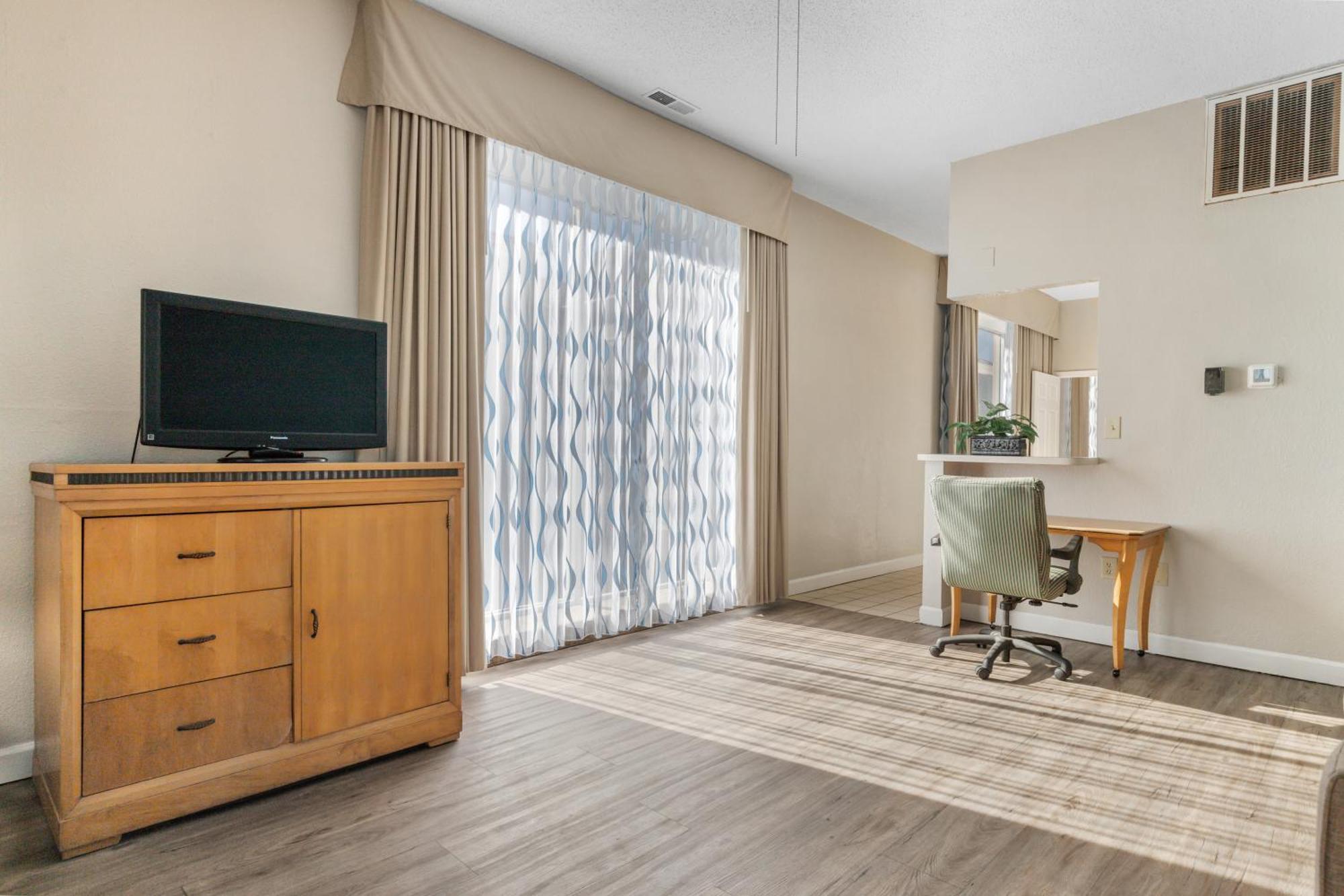 Ocean Crest Inn And Suites Myrtle Beach Pokoj fotografie